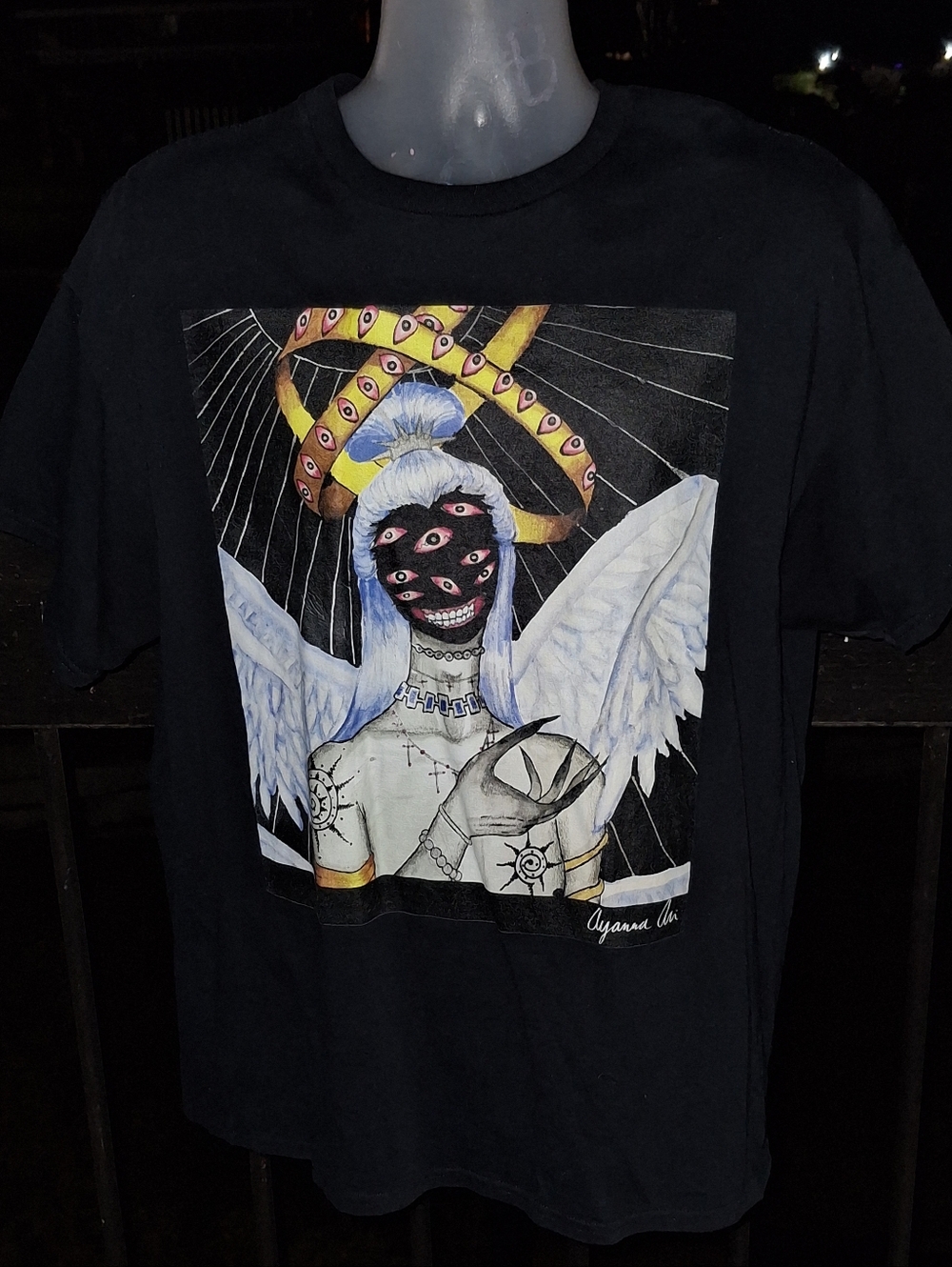 Ayanna Ari painting T Shirt Size XL